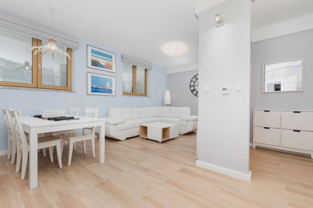 Underground Apartment In A Lux Holiday House Posejdon By Renters Prestige Kolczewo Esterno foto