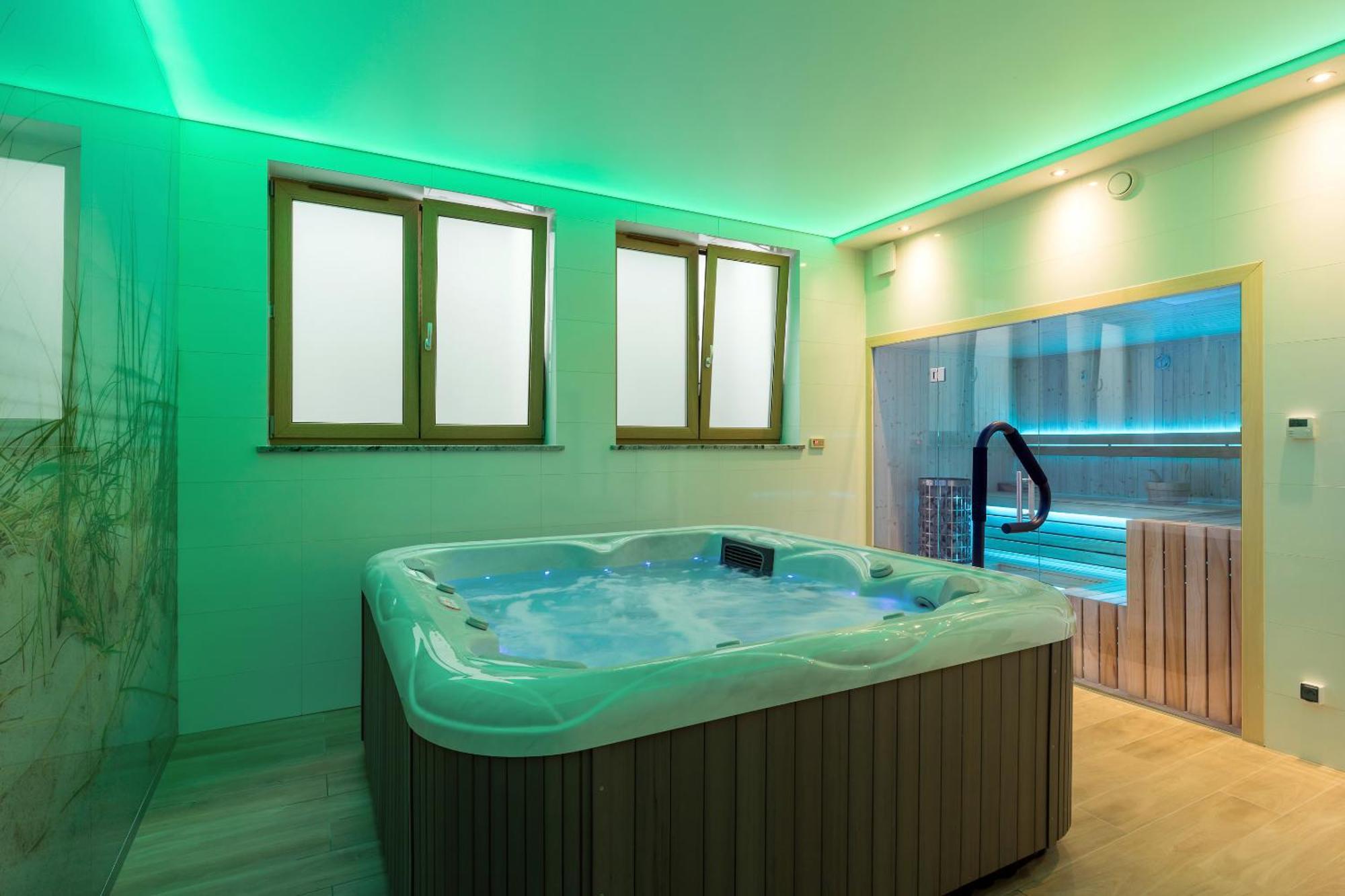 Underground Apartment In A Lux Holiday House Posejdon By Renters Prestige Kolczewo Esterno foto