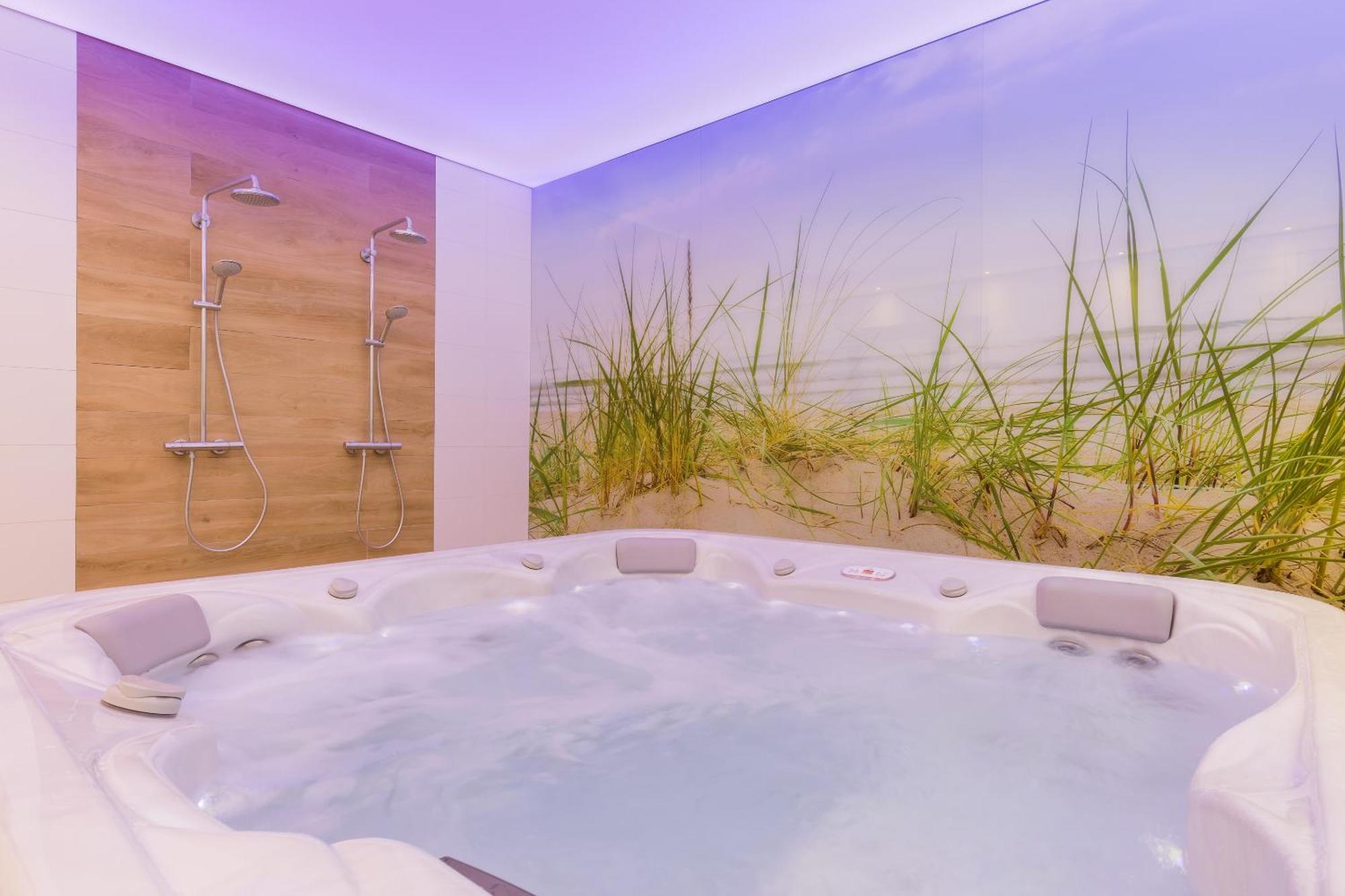 Underground Apartment In A Lux Holiday House Posejdon By Renters Prestige Kolczewo Esterno foto