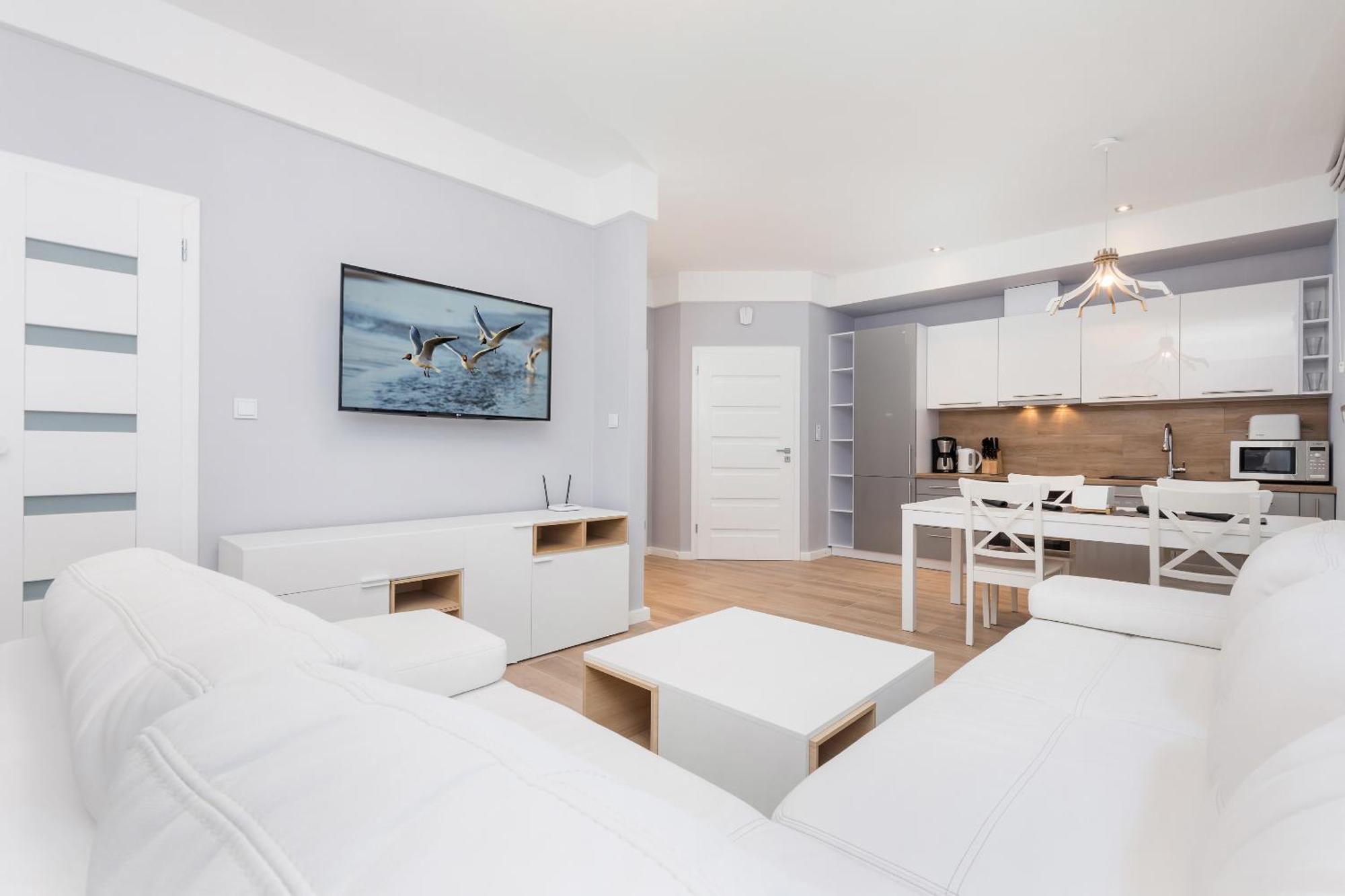 Underground Apartment In A Lux Holiday House Posejdon By Renters Prestige Kolczewo Esterno foto