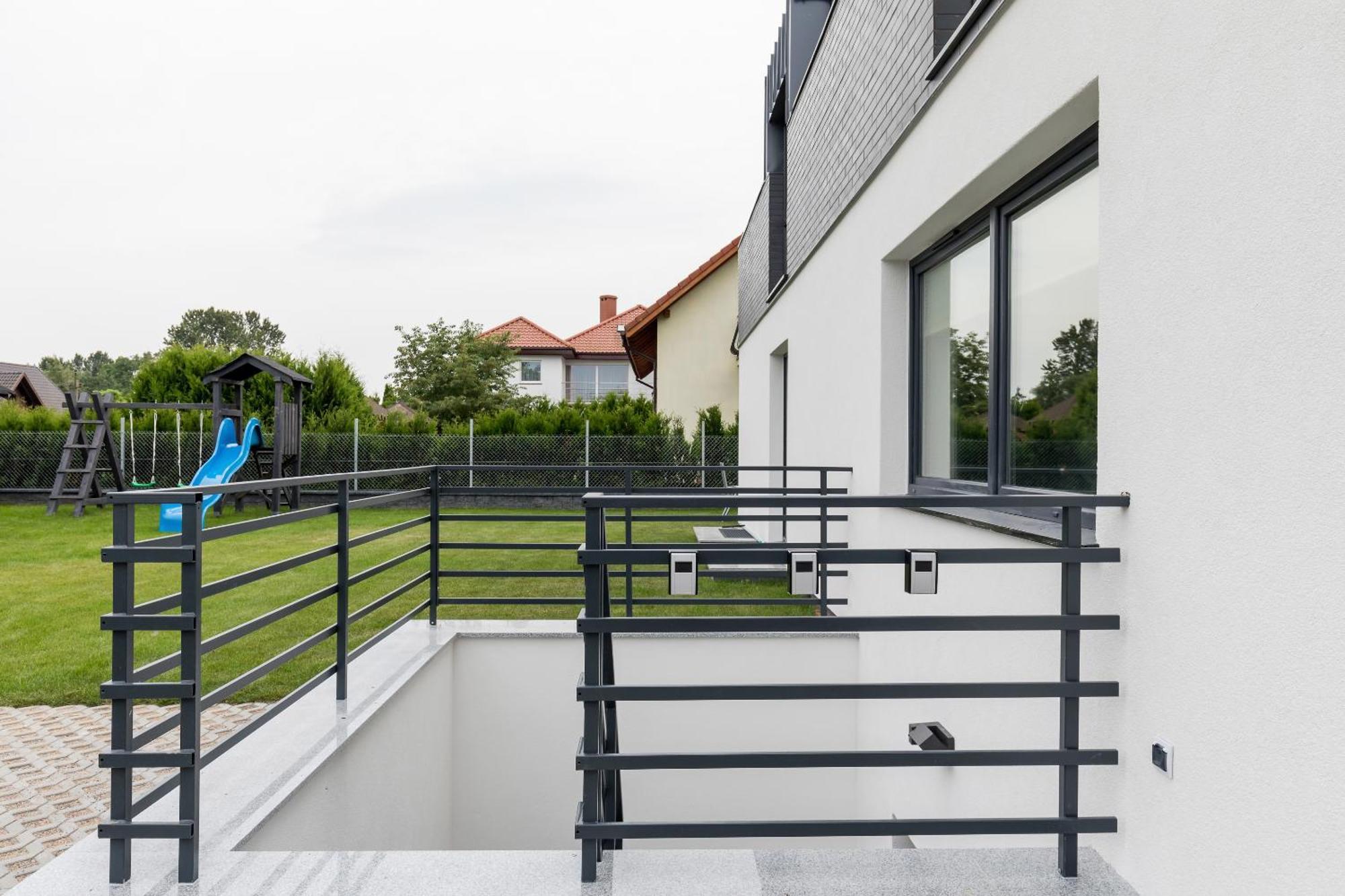 Underground Apartment In A Lux Holiday House Posejdon By Renters Prestige Kolczewo Esterno foto